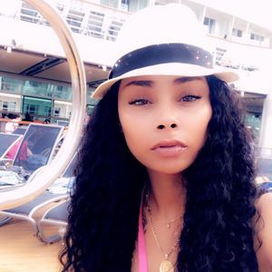 Meet your Posher, Ali maes ali maes